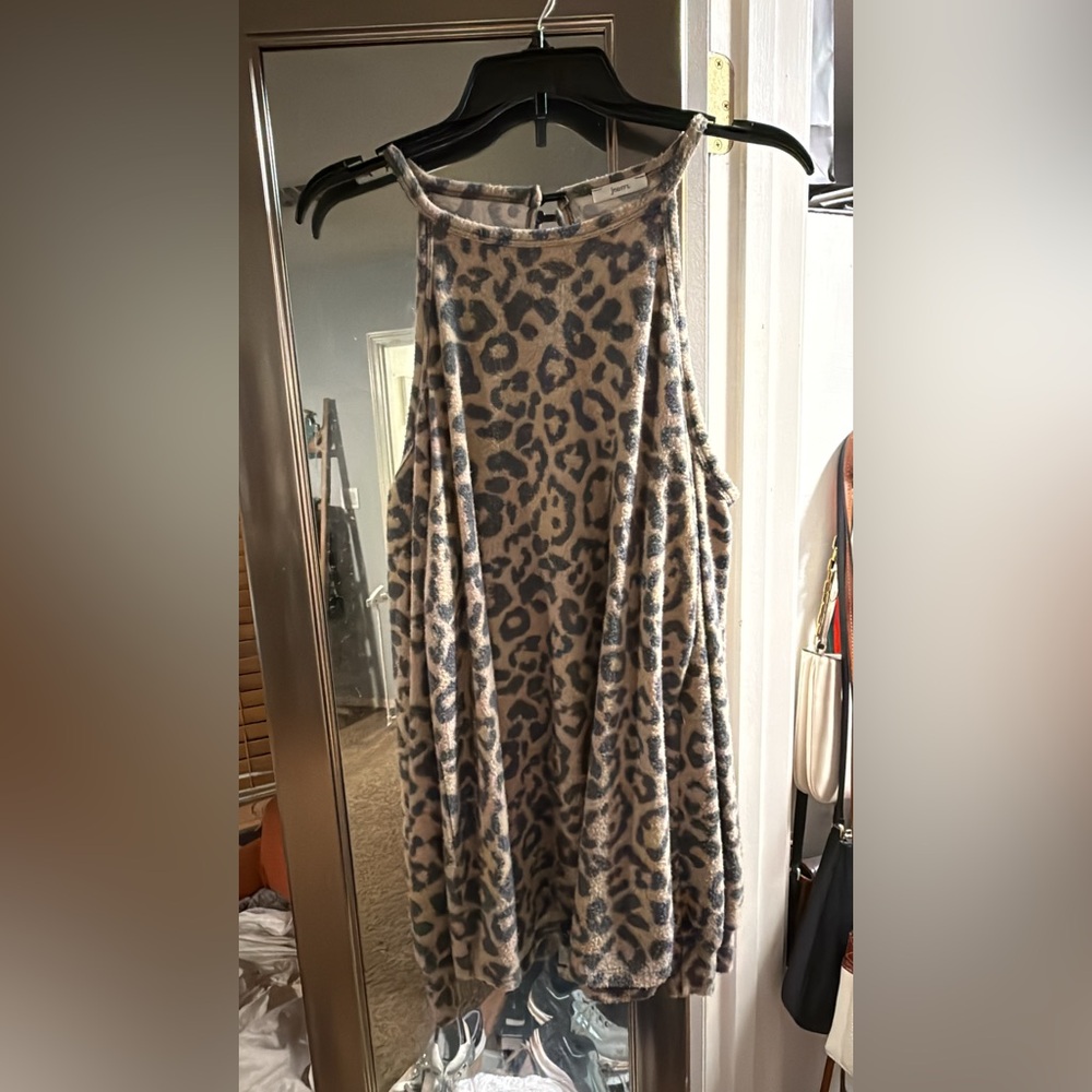 Leopard Print long sleeve open shoulder Top